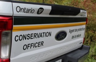 Ontario conservation officer, agent de la nature